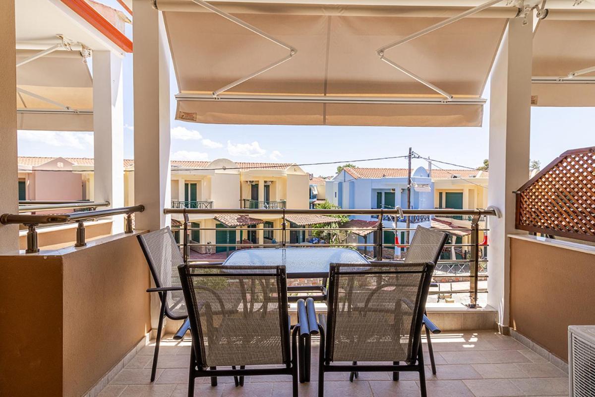 Dafni'S Seaside Luxury Studios Nikiti  Exteriér fotografie