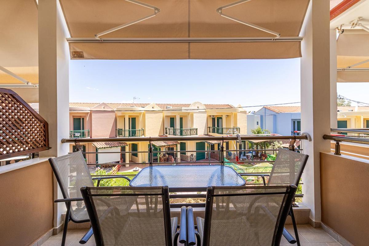 Dafni'S Seaside Luxury Studios Nikiti  Exteriér fotografie